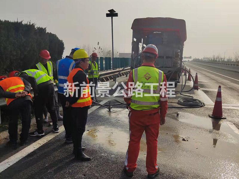 公路壓漿施工